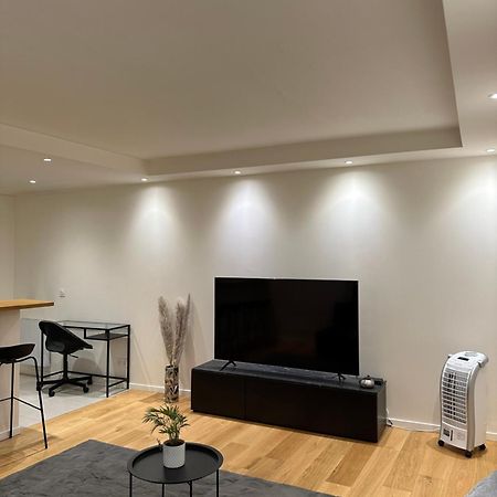 Super Appartement Refait A Neuf Beaucoup De Charme Boulogne-Billancourt Buitenkant foto