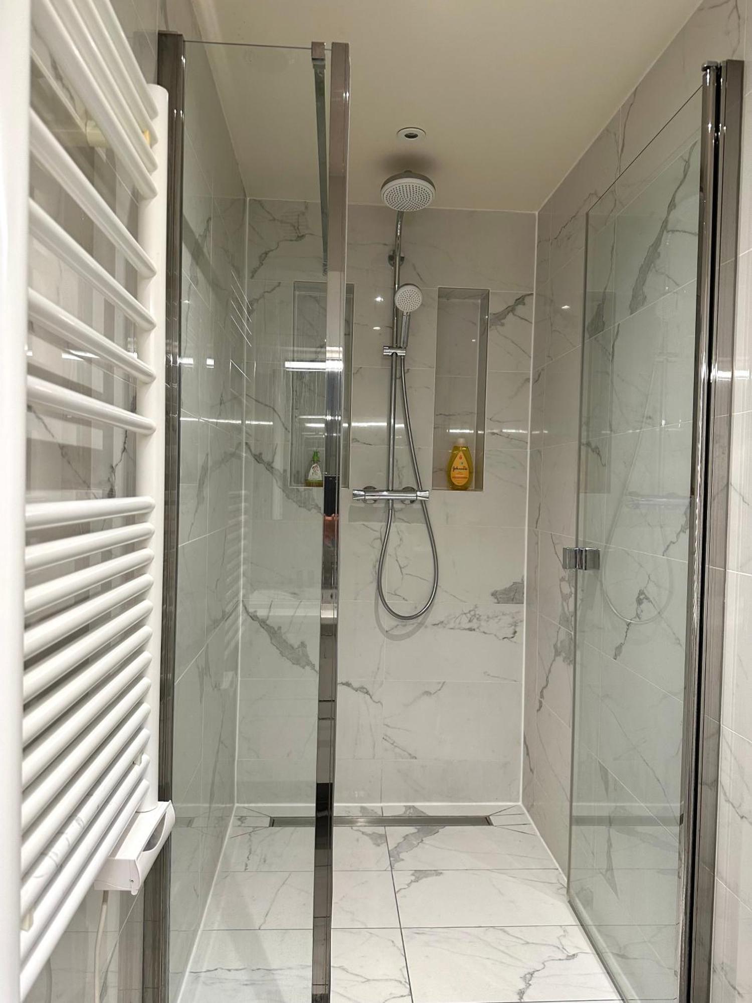 Super Appartement Refait A Neuf Beaucoup De Charme Boulogne-Billancourt Buitenkant foto